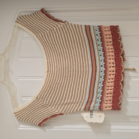 NEW ALTAR'D STATE Crochet Crop - Picture 5 of 6